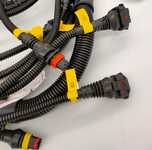 發(fā)動機(jī)線束組裝